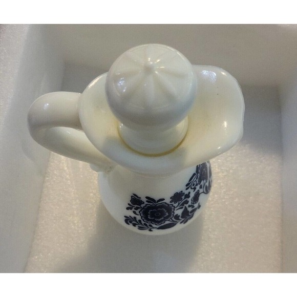 Avon Delft Blue Pitcher Bath Oil Decanter White Milk Glass Bottle, Empty Vintage - Picture 3 of 8